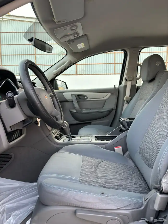 شفروليه ترافس 2015 سعودي عائلي ثلاث صفوف 9