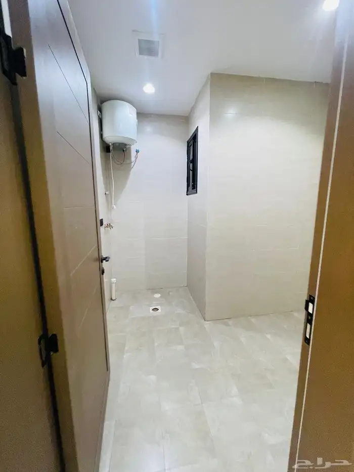 للبيع شقق علوي مع سطح خاص بحي الضيافة بسعر 520 ألف فقط 12