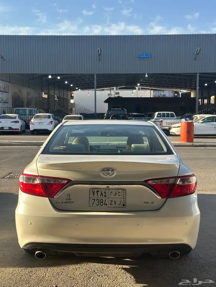 تويوتا كامري 2017 مخزن 8