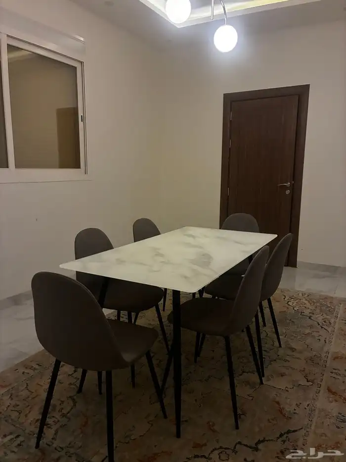 طاولة طعام ست كراسي هوم سنتر 0