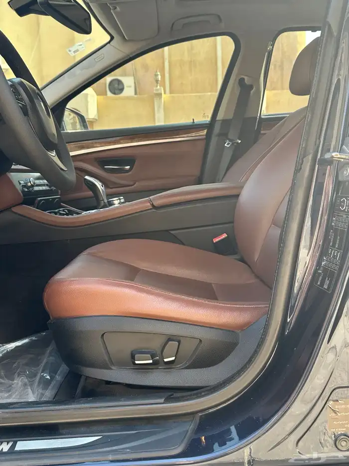 بي ام دبليو الفئة الخامسة 28