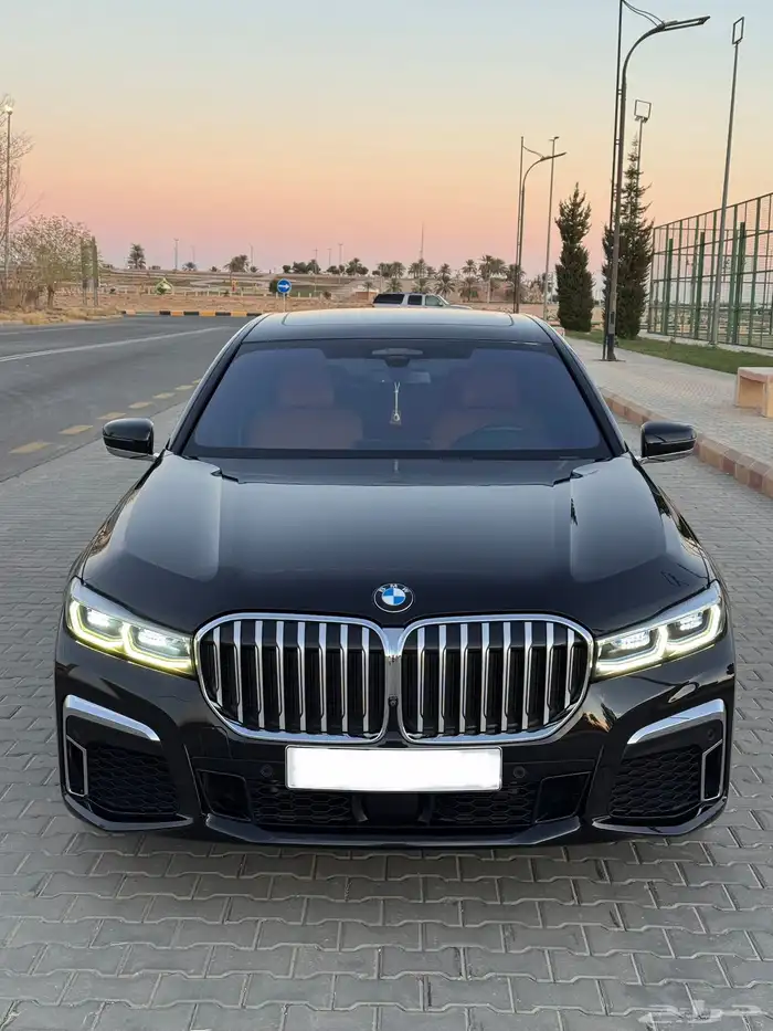 بي ام دبليو 2022 الفئة السابعة 730 M Kit 0