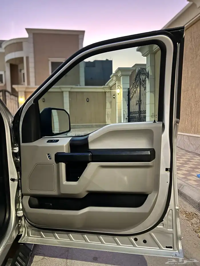 فورد F150 غمارة LX قمة النظافة 2018 سعودي وكالة 29