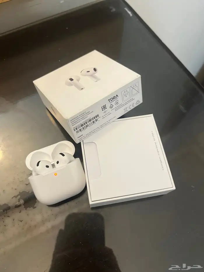 سماعات ابل ايربودز الاصدار 4 2