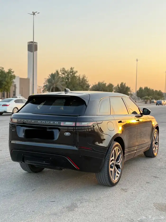 رنج روفر فيلار 2