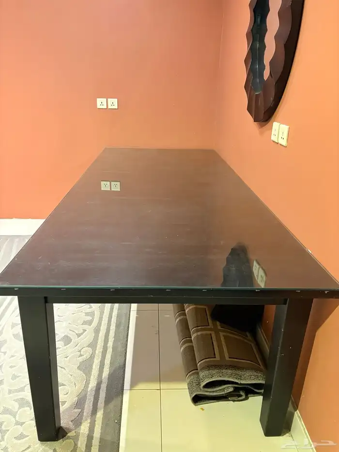 طاولة طعام 2