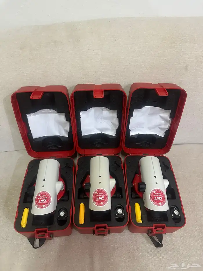 أجهزه مساحة موازين لايكا NA720 شبه جديده 0