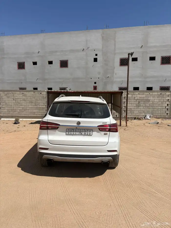 جيب MG RX5 فل كامل 3