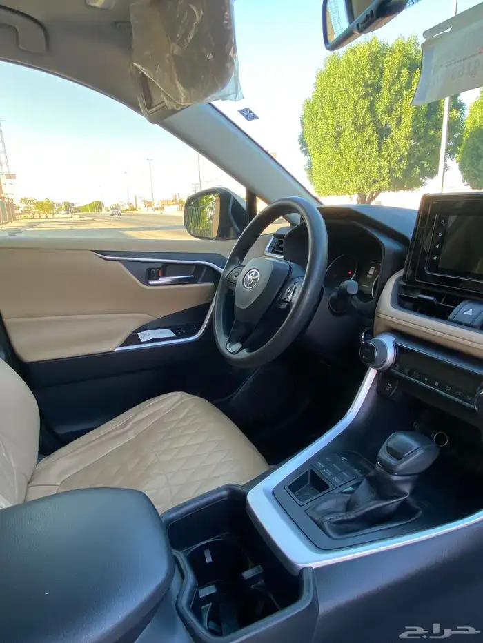 تم البيع الله يبارك للبايع والمشتري 64