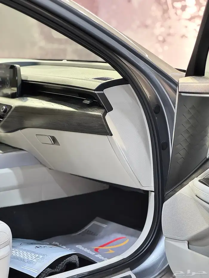 كيا k8 موديل 2022 17