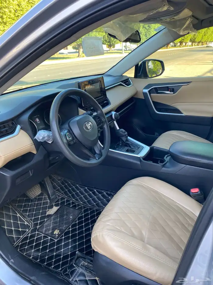 تم البيع الله يبارك للبايع والمشتري 47