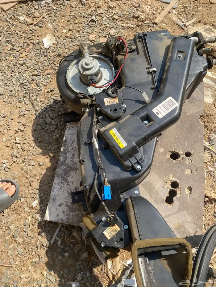 قطع غيار جمس صالون 2005 12