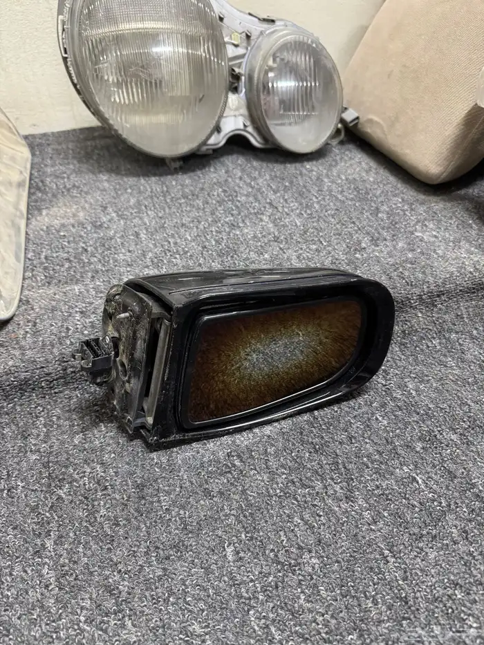 قطع مرسيدس 2002 و 2001 ابو عيون 6