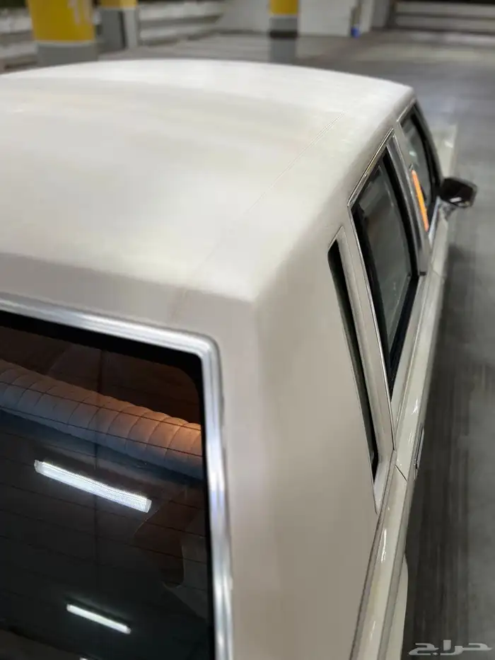 لينكون تاون كار 1983 مخزن كلاسيك سعودي وكالة ( تم البيع ) . 22