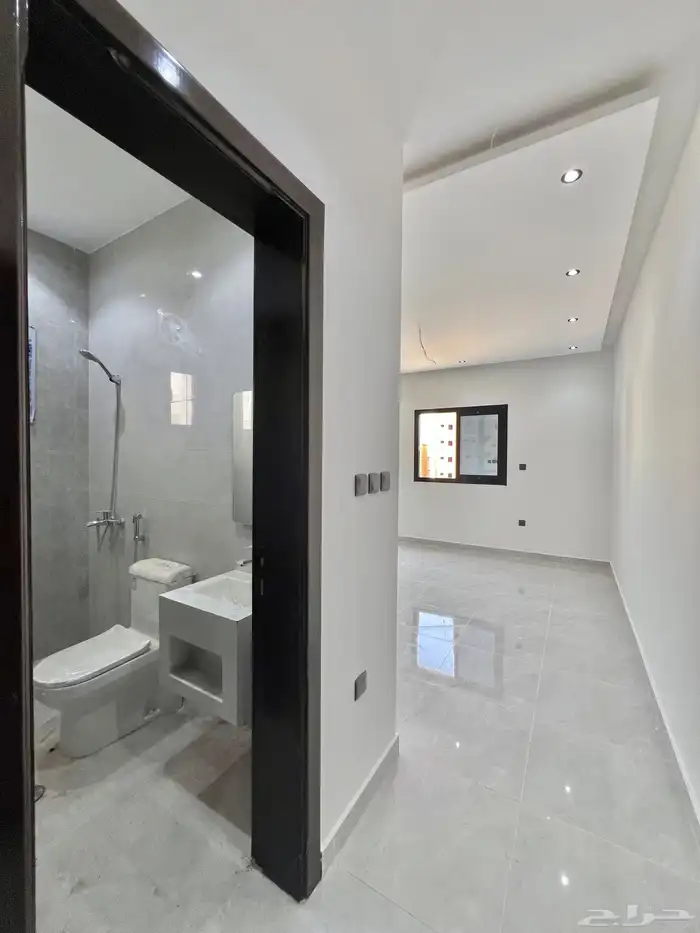 شقة جديدة للبيع بحي الريان من المالك مباشرة 10