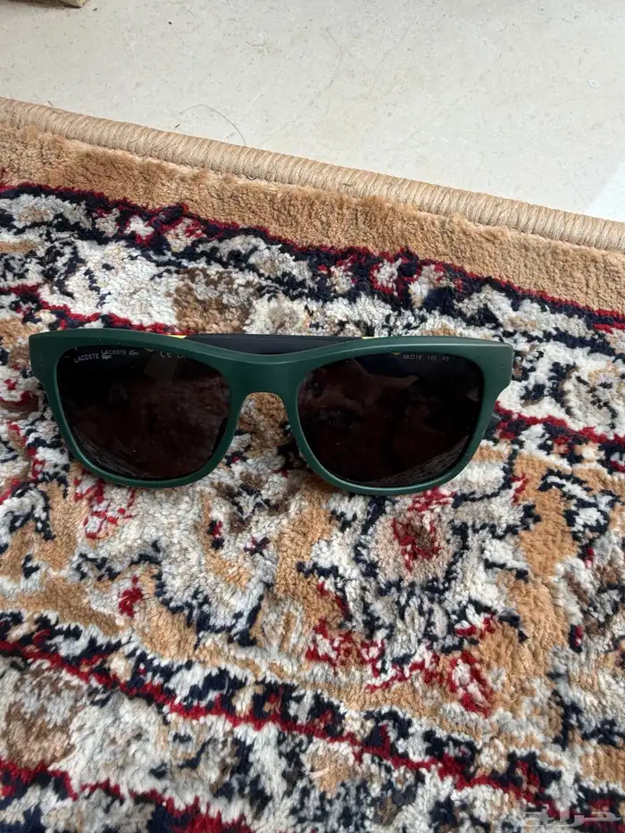 نظارة شمسية من لاكوست 0