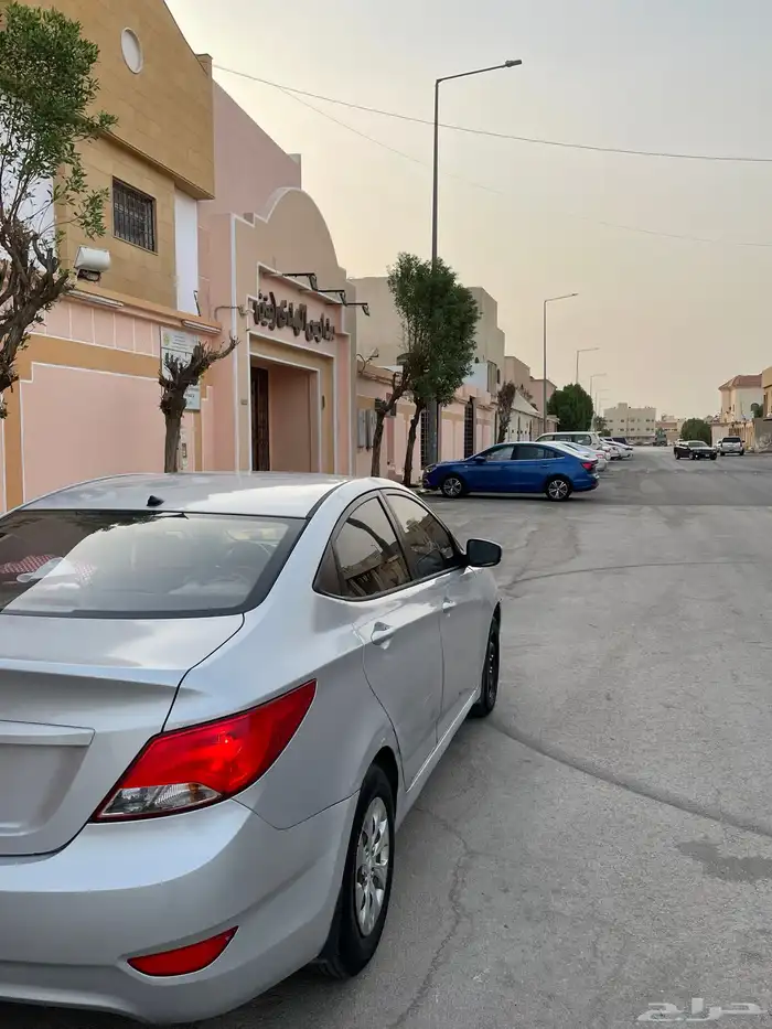 اكسنت 2015 مستعمل للبيع 4
