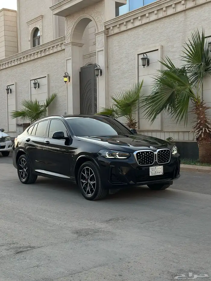 بي ام اكس 4 2023 ضمان وصيانه 2