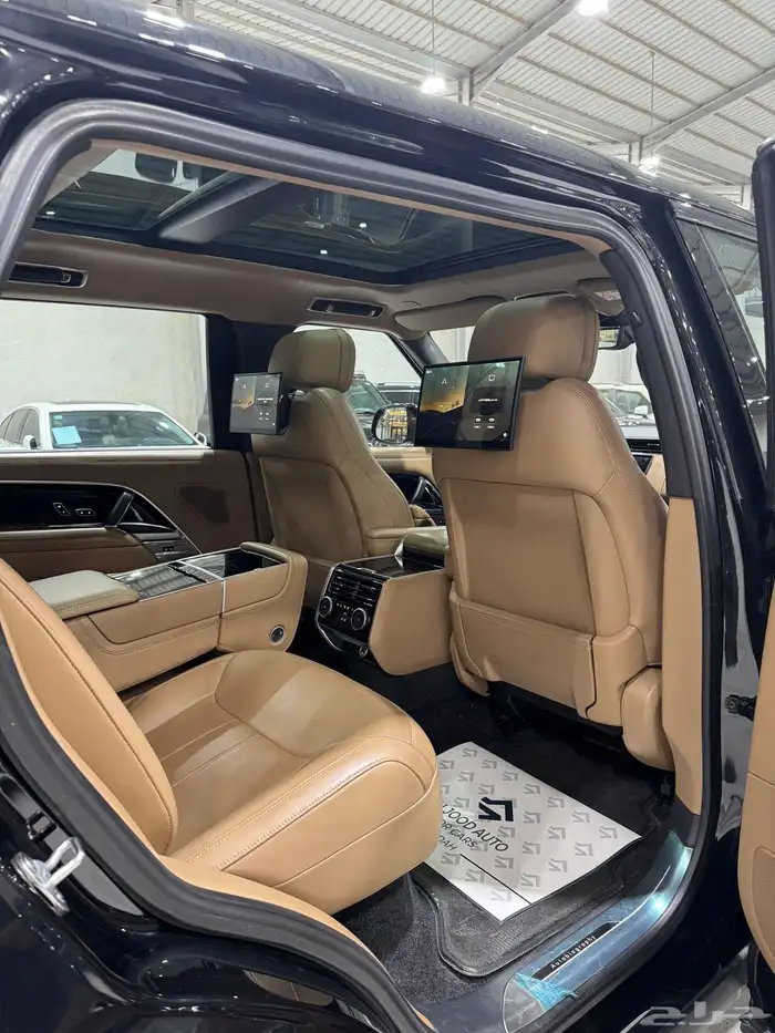 رنج روفر اوتوبيوغرافي V8 2023 مستعمل 10