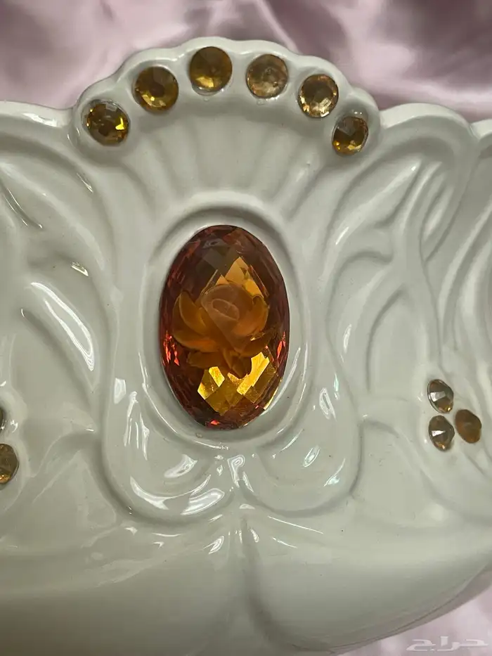 وعاء كلاسيكي Classical Tureen 9