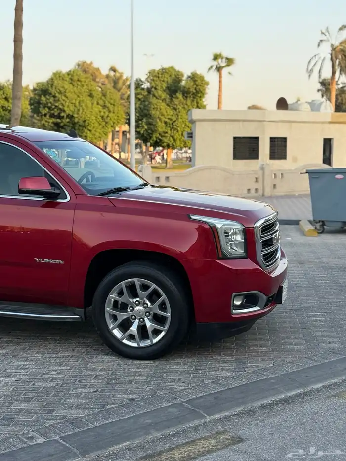 للبيع يوكن فل كامل 2015 بدون دبل SLT 16