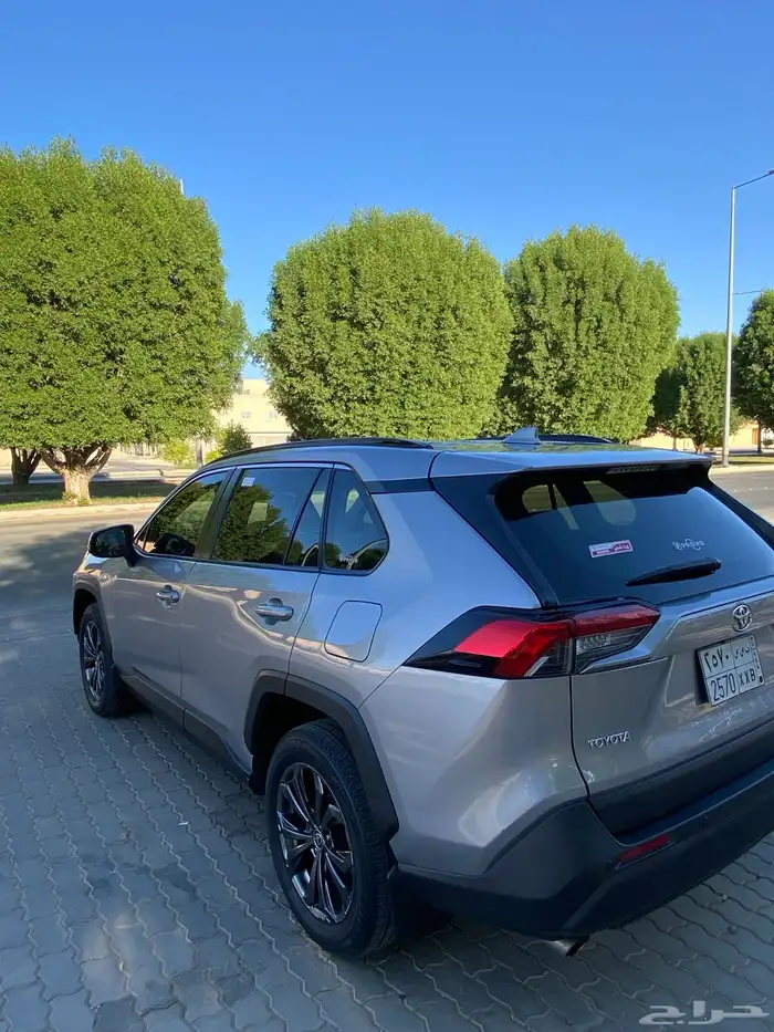 تم البيع الله يبارك للبايع والمشتري 13