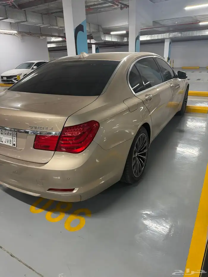 بي ام 2011 730 نظيفه 14