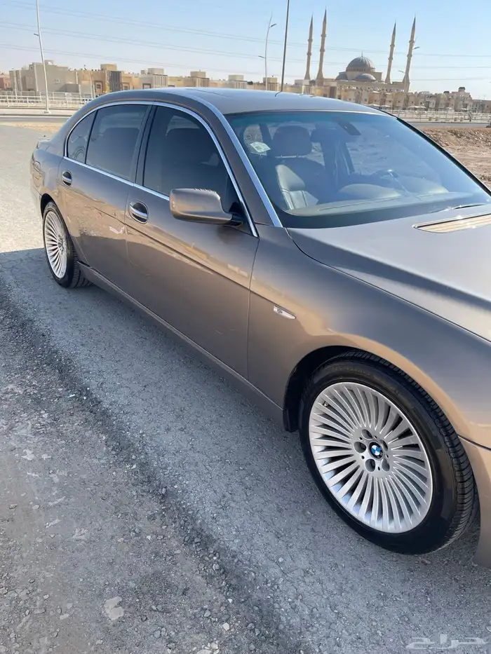 بي ام دبليو 2006 730 12