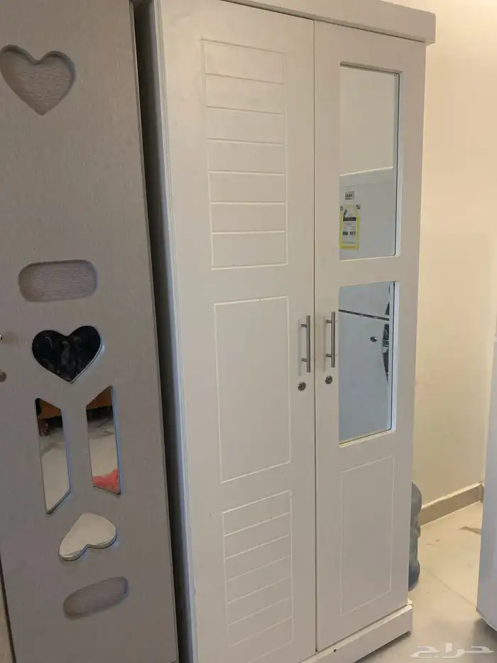 ثلاث دواليب مع السرير براده ثلاجة 4