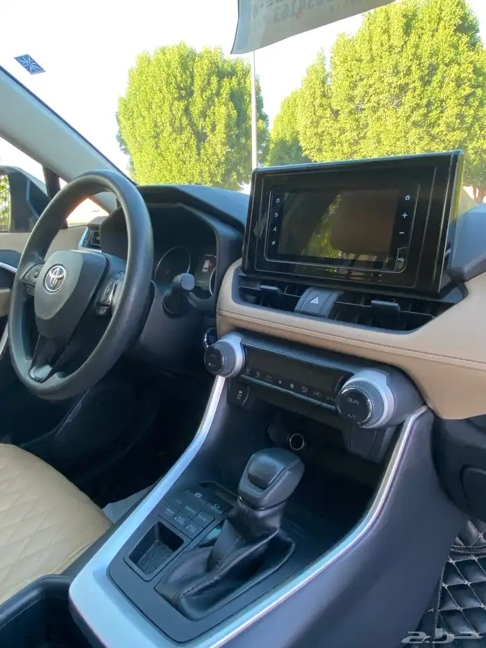 تم البيع الله يبارك للبايع والمشتري 65