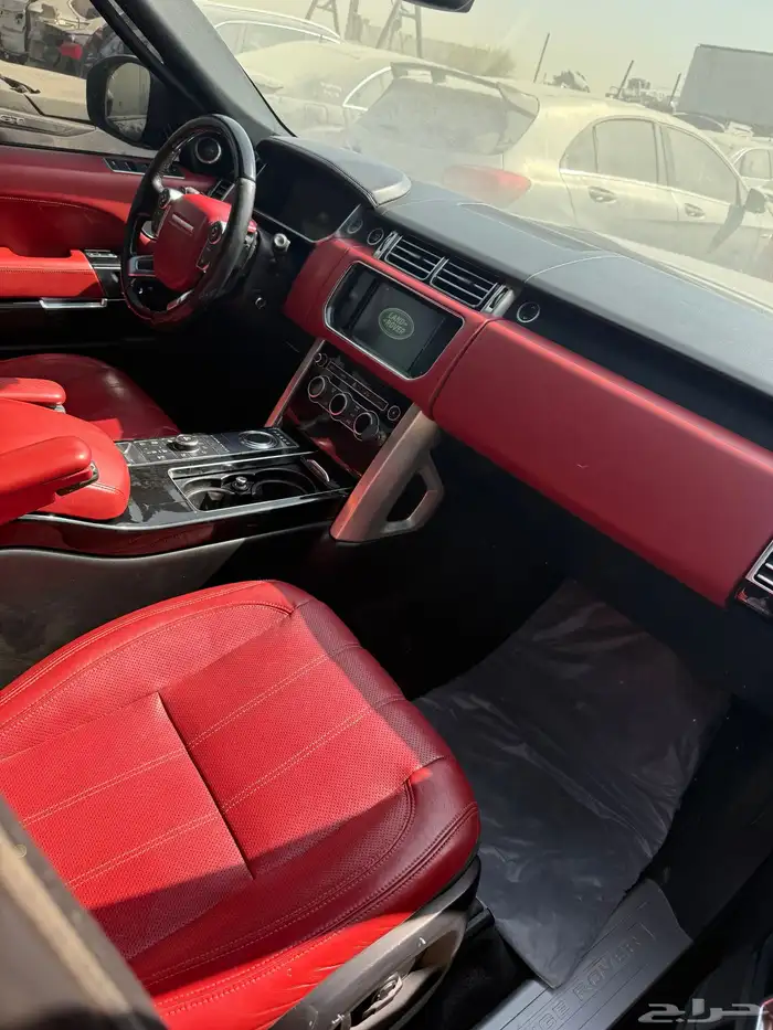 رنج روفر حجم 400 موديل 2016 تشليح قطع غيار متواجد لدينا 1