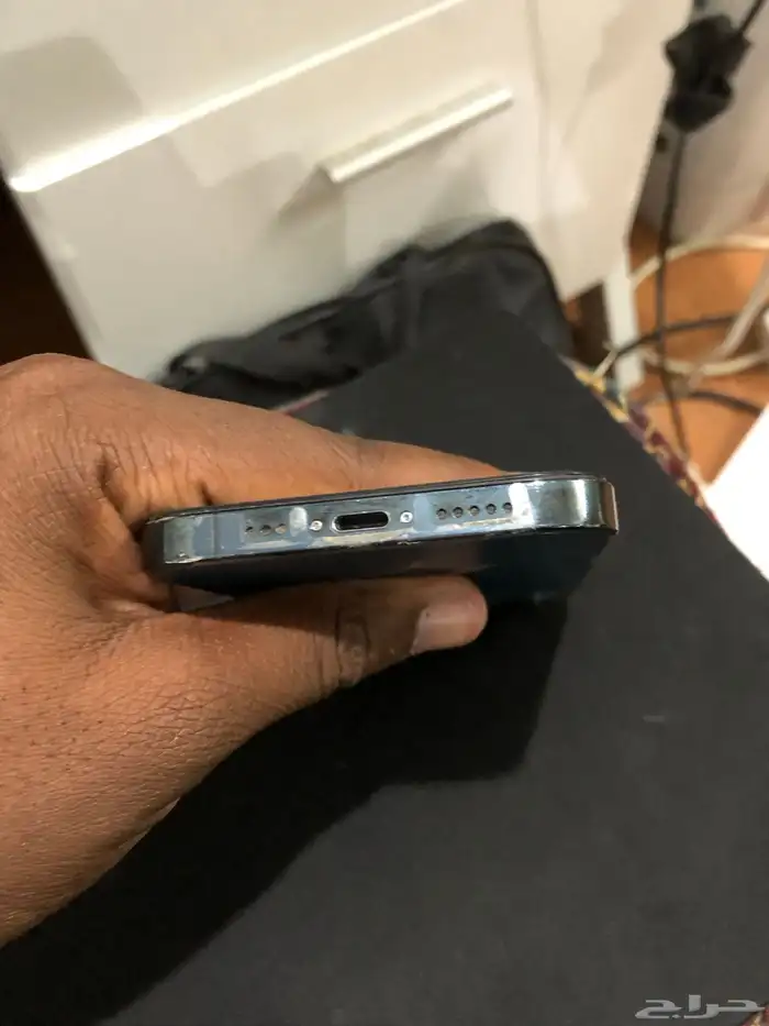 ايفون 12 برو نضيف للبيع او البدل 3