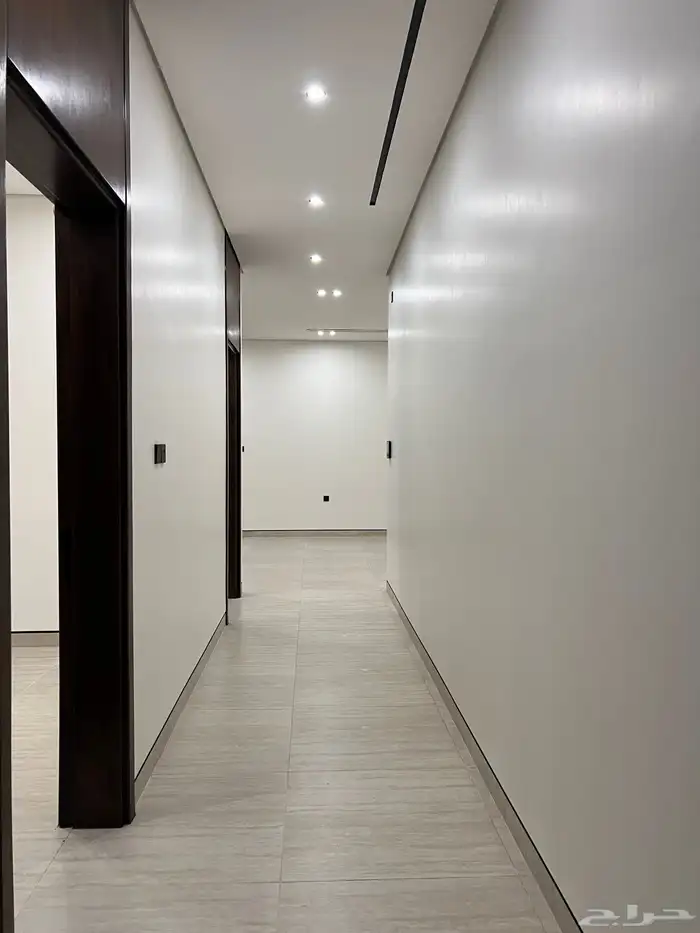 للبيع شقق فاخرة للغاية وجديدة بمخطط الملك فهد 31