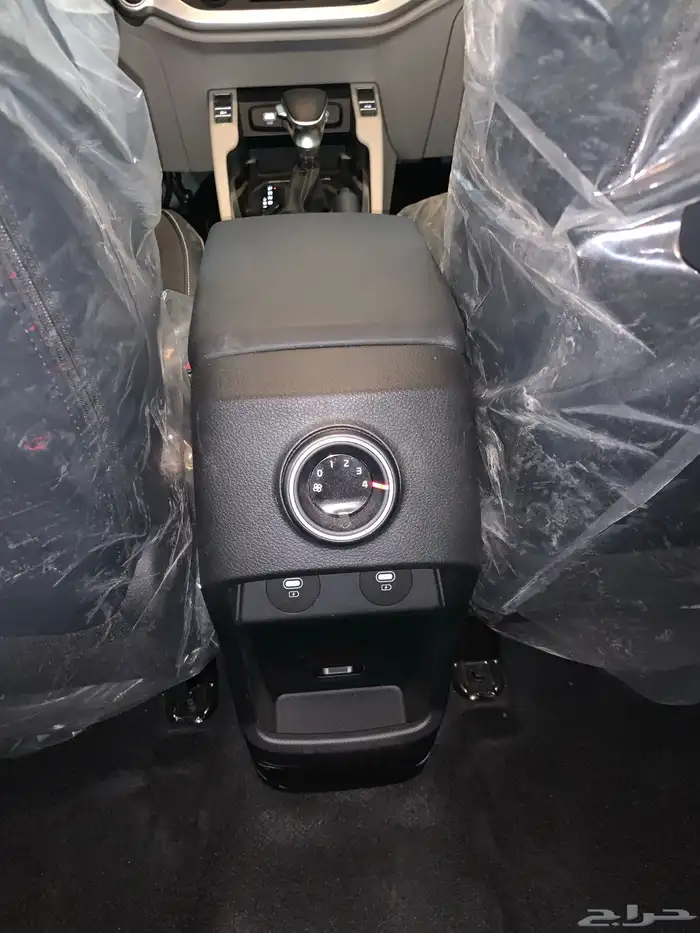 كيا كارينز مطور 7 مقاعد 2025 LX 27