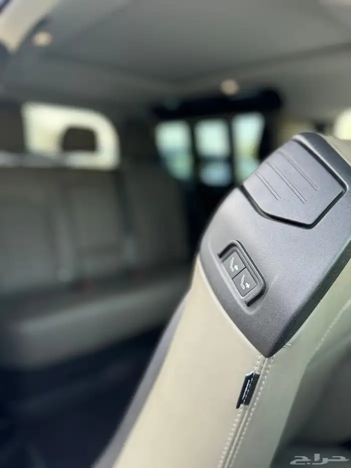 رنج روفر ديفندر 90 HSE مديل 2021 17