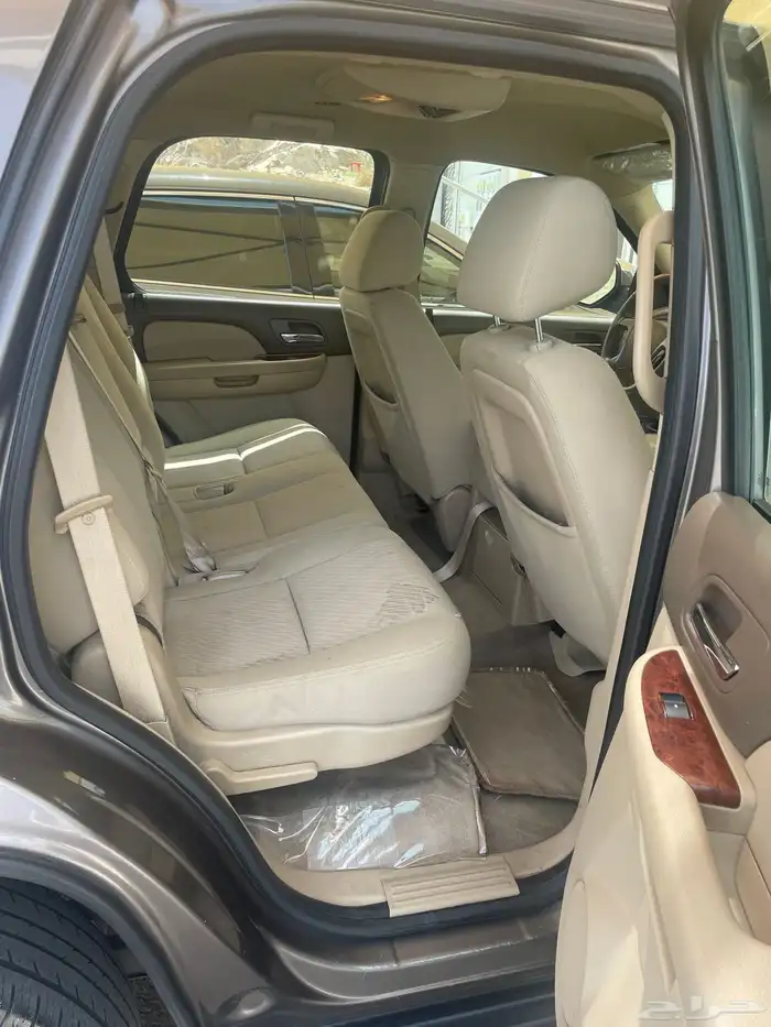 للبيع تاهو نظيف موديل 2012 LT 9