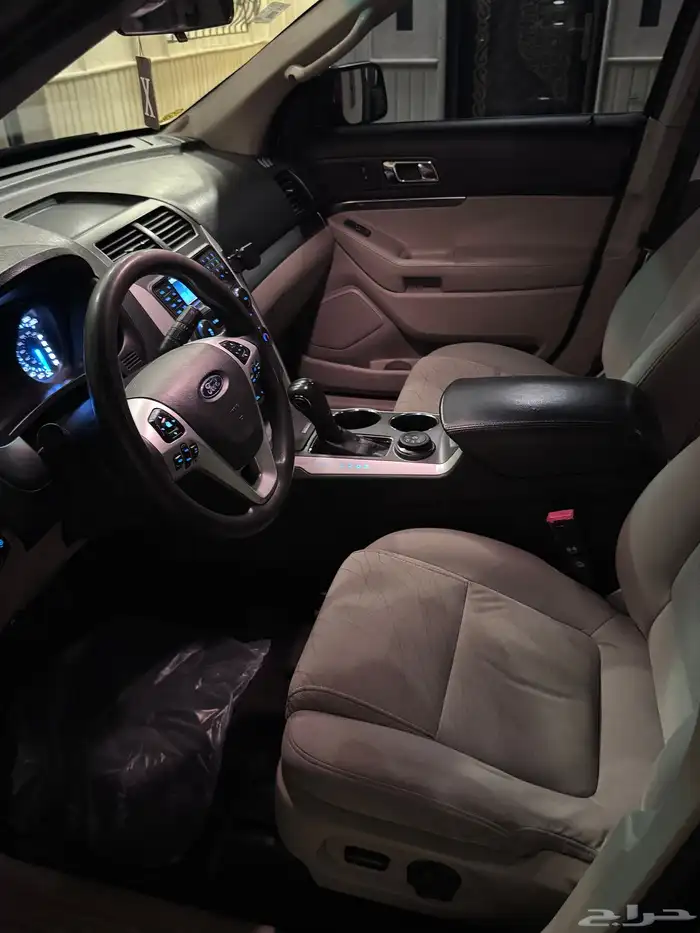 للبيع اكسبلور 2013 دبل 9