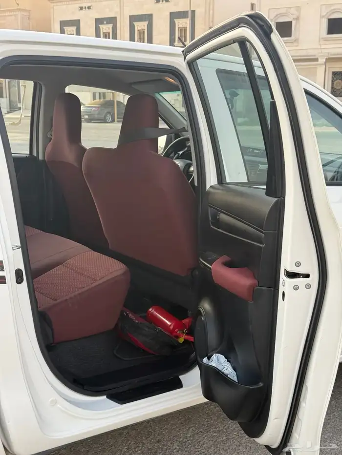 تويوتا _ هايلكس موديل 2022 ديزل منوه المستخدم 12