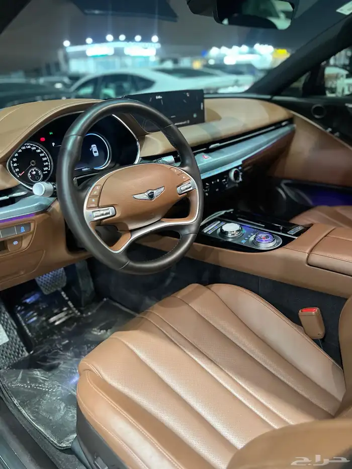 جينسس G80 فئه برستيج 17