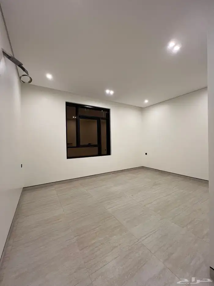 للبيع شقق فاخرة للغاية وجديدة بمخطط الملك فهد 5