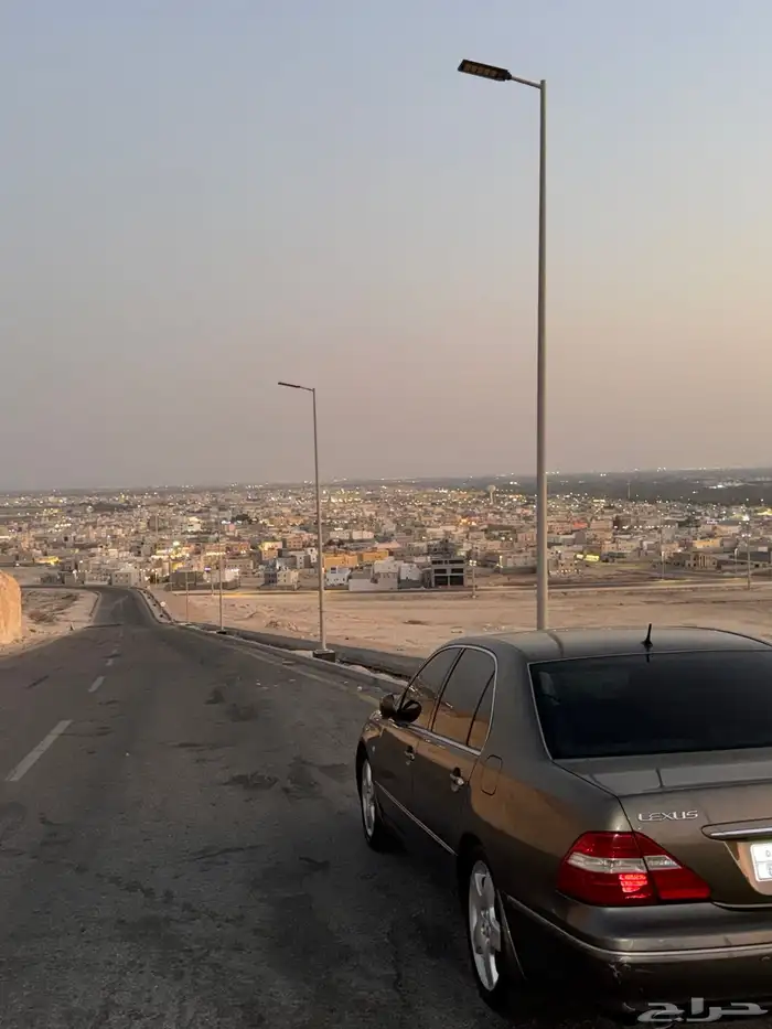 للبيع لكزس 4 1