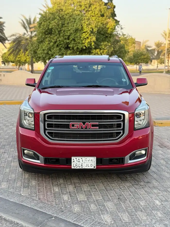 للبيع يوكن فل كامل 2015 بدون دبل SLT 10