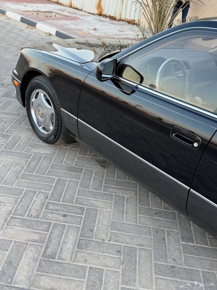 للبيع لكزس مديل 99 17