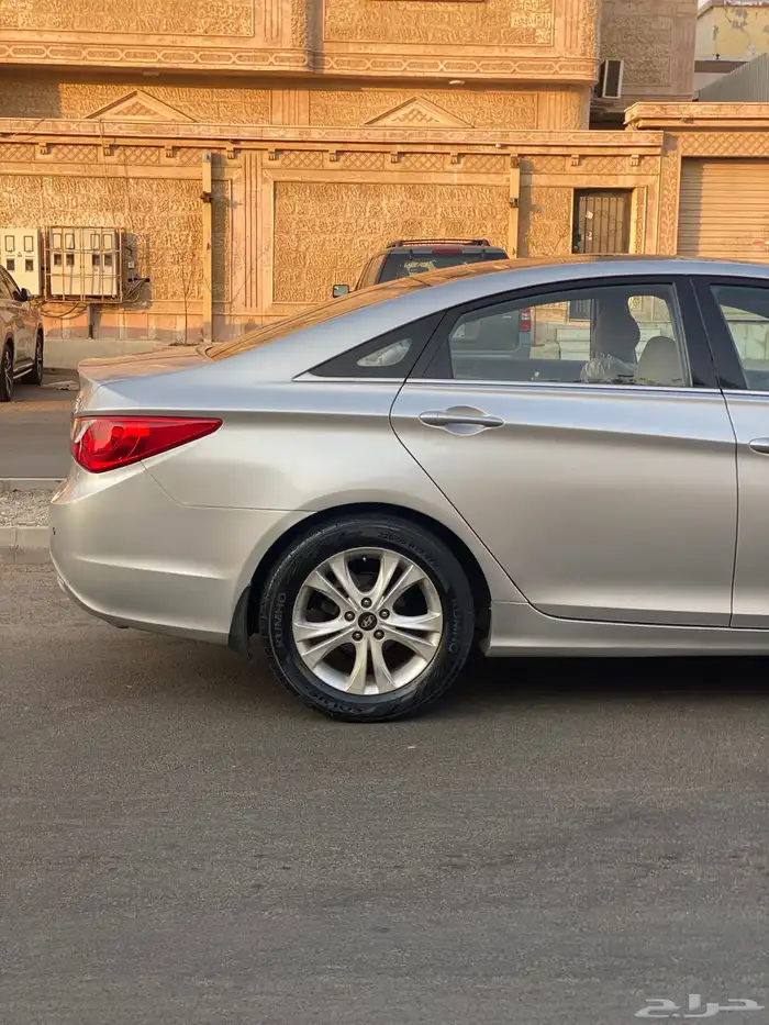 سوناتا 2011 نظيفة جدا 7