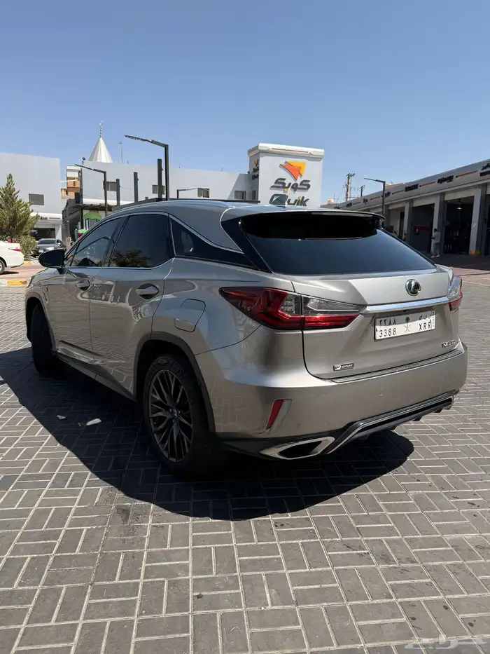 لكزس rx 2017 f sport للبيع 3