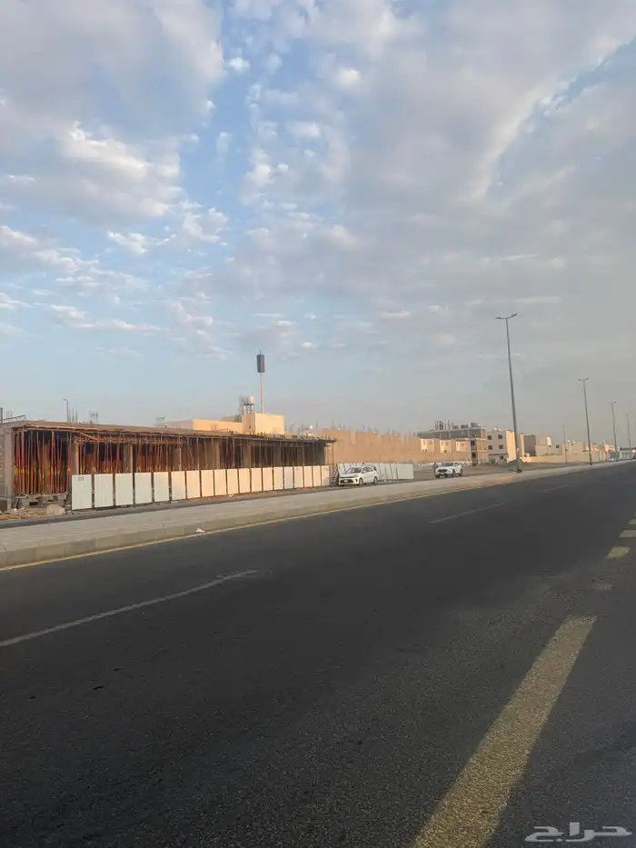 للبيع ارض تجارية في مخطط النبلاء م500 شارع 30م 12