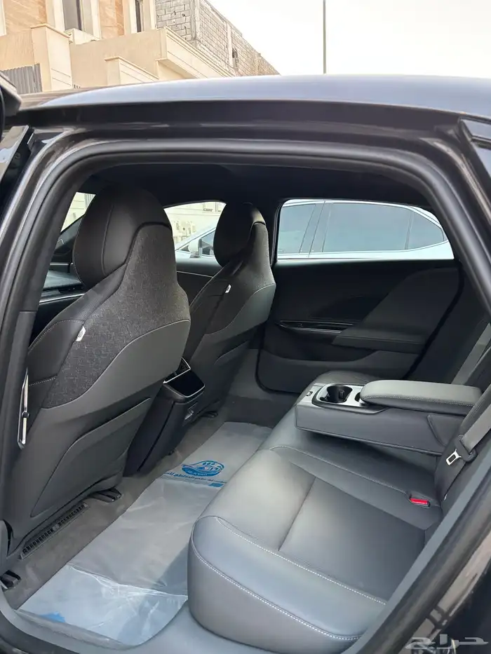 سيارة لوسد Air Pure 2024 5