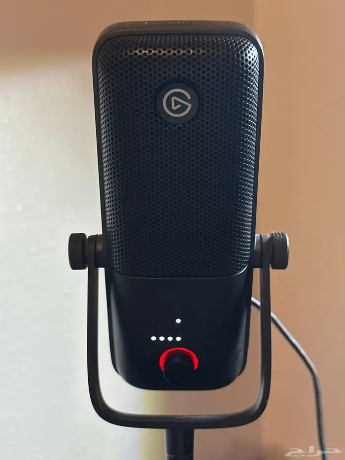 سماعه احترافية HD58x وكرت صوت ساوندبلاستر z ومايك احترافي 2