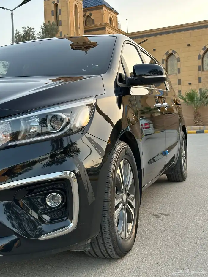 كيا كرنفال 2019 فل كامل شبة جديد 3