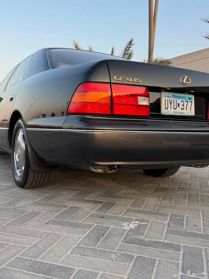 للبيع لكزس مديل 99 25